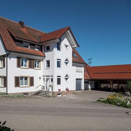 Lovely Apartment In The Black Forest フィリンゲン・シュヴェニンゲン エクステリア 写真